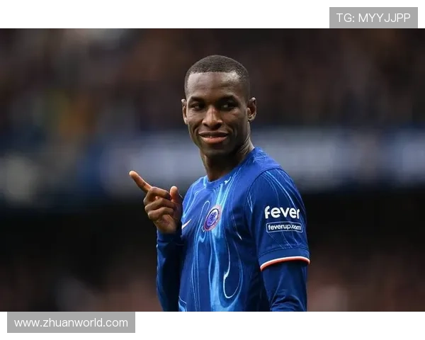 2002年出生足球新星崭露头角引领未来足坛潮流与发展趋势