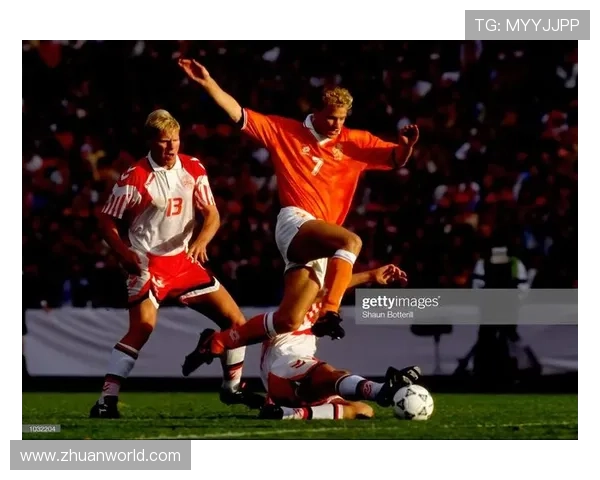 传奇足球球星的辉煌足迹与时代影响力解析