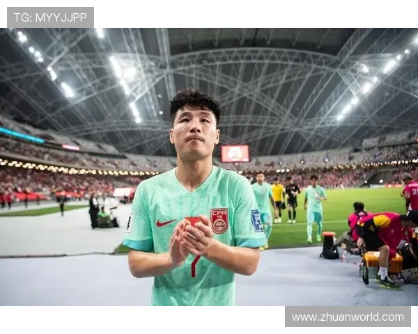 足球克隆人挑战球星武磊展开终极对决 谁能笑傲赛场